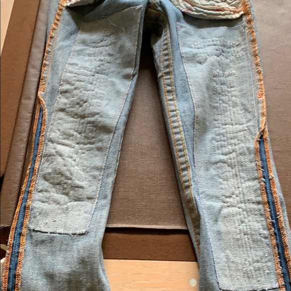 True religion distressed jeans - Picture 6 of 7